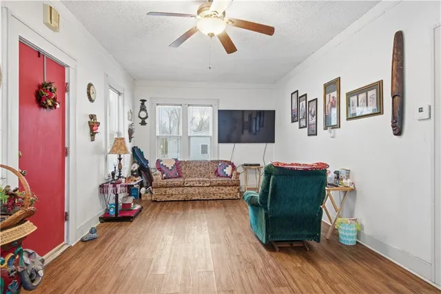 $59,500 | 309 South Montgomery Street, Cherryvale, KS 67335