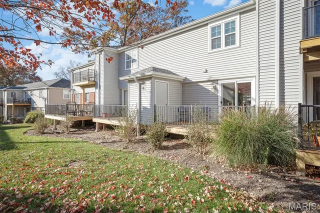 $174,900 | 1406 Peacock Lane, Brentwood, MO 63144