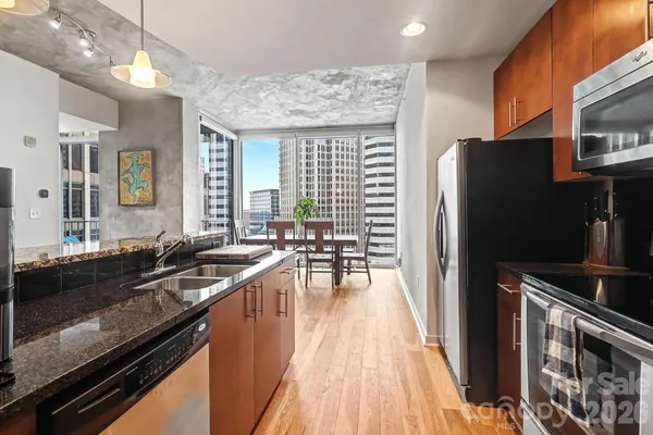 $575,000 | 210 North Church Street, Unit 1507, Charlotte, NC 28202