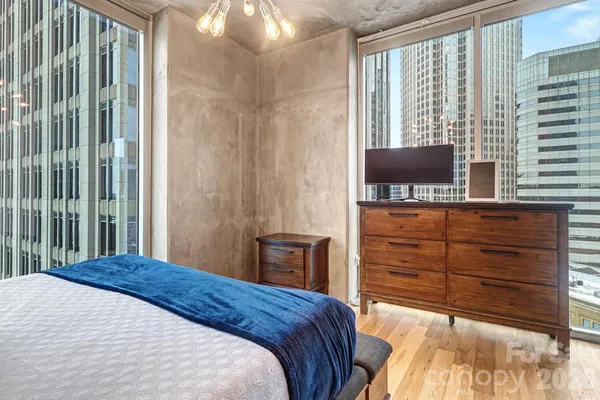 $575,000 | 210 North Church Street, Unit 1507, Charlotte, NC 28202