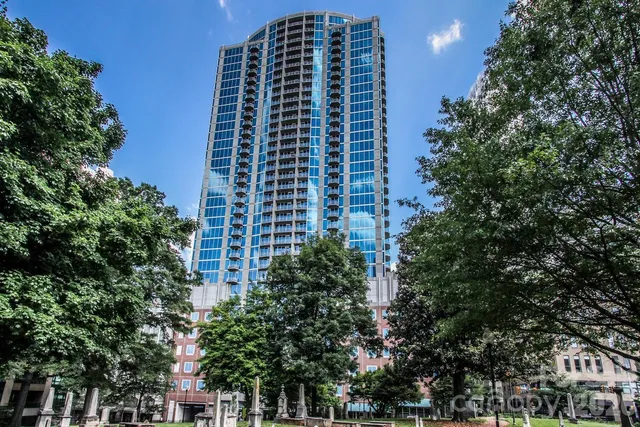 $575,000 | 210 North Church Street, Unit 1507, Charlotte, NC 28202