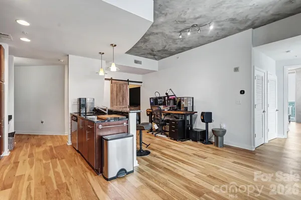 $575,000 | 210 North Church Street, Unit 1507, Charlotte, NC 28202