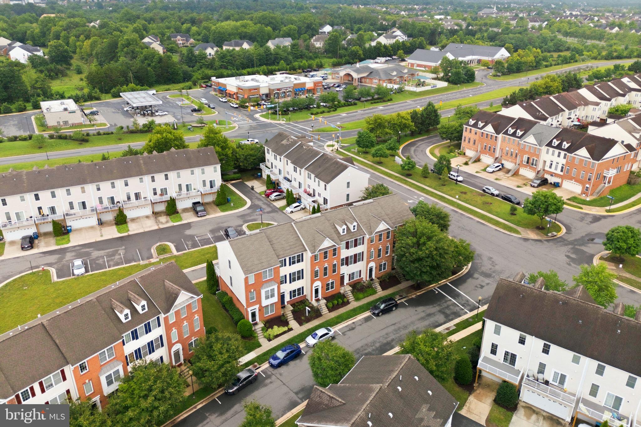25156 Monteith Terrace Chantilly, VA 20152 - Photo 12 of 72 Charming neighborhood with modern homes.