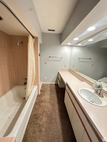 1715 Darling Street, Unit 3 Ogden, UT 84403 - Photo 19 of 26 Upstairs Bathroom