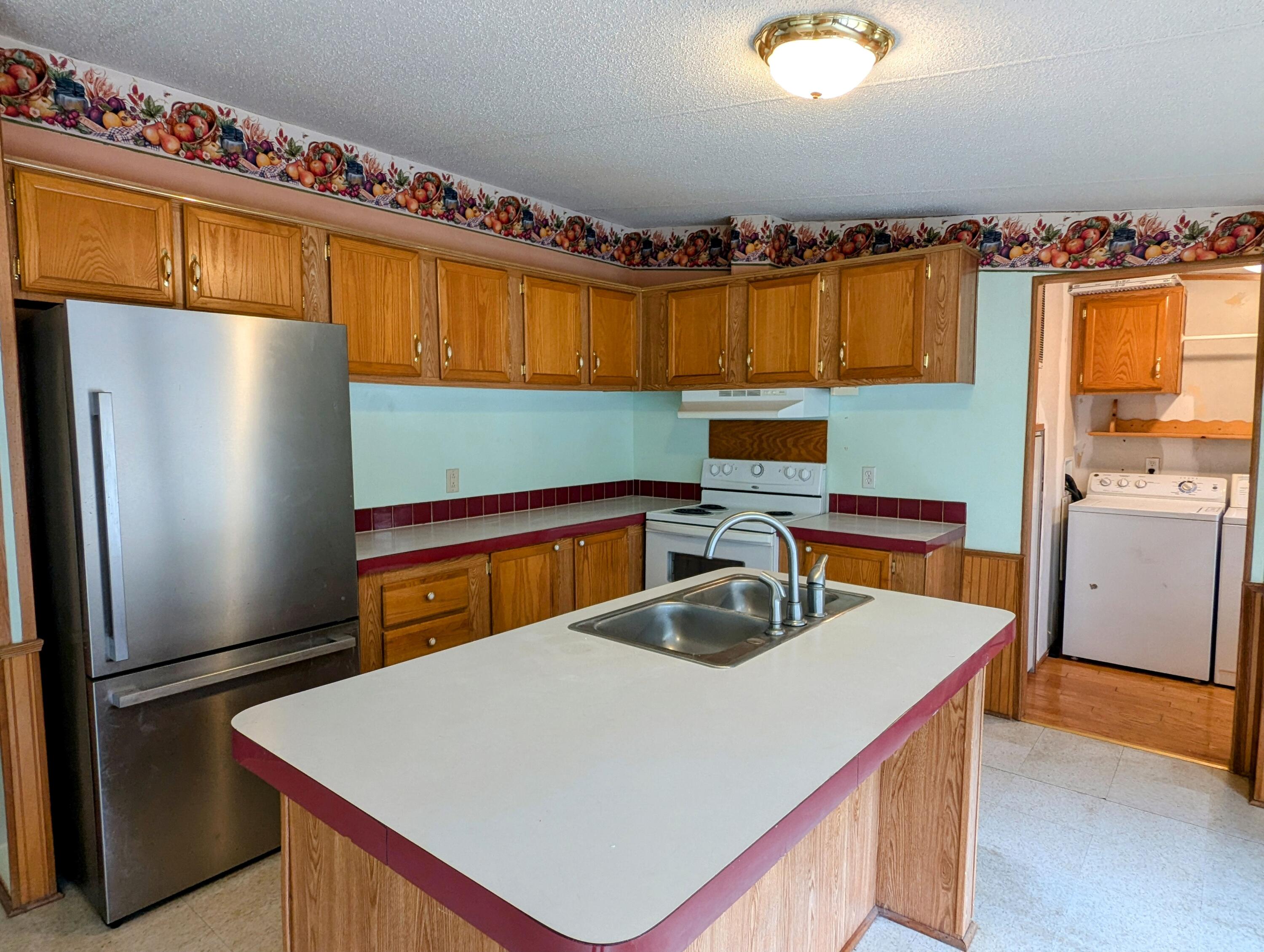 1541 Hurst Road Shawsville, VA 24162 - Photo 3 of 16 resized 3 kitchen