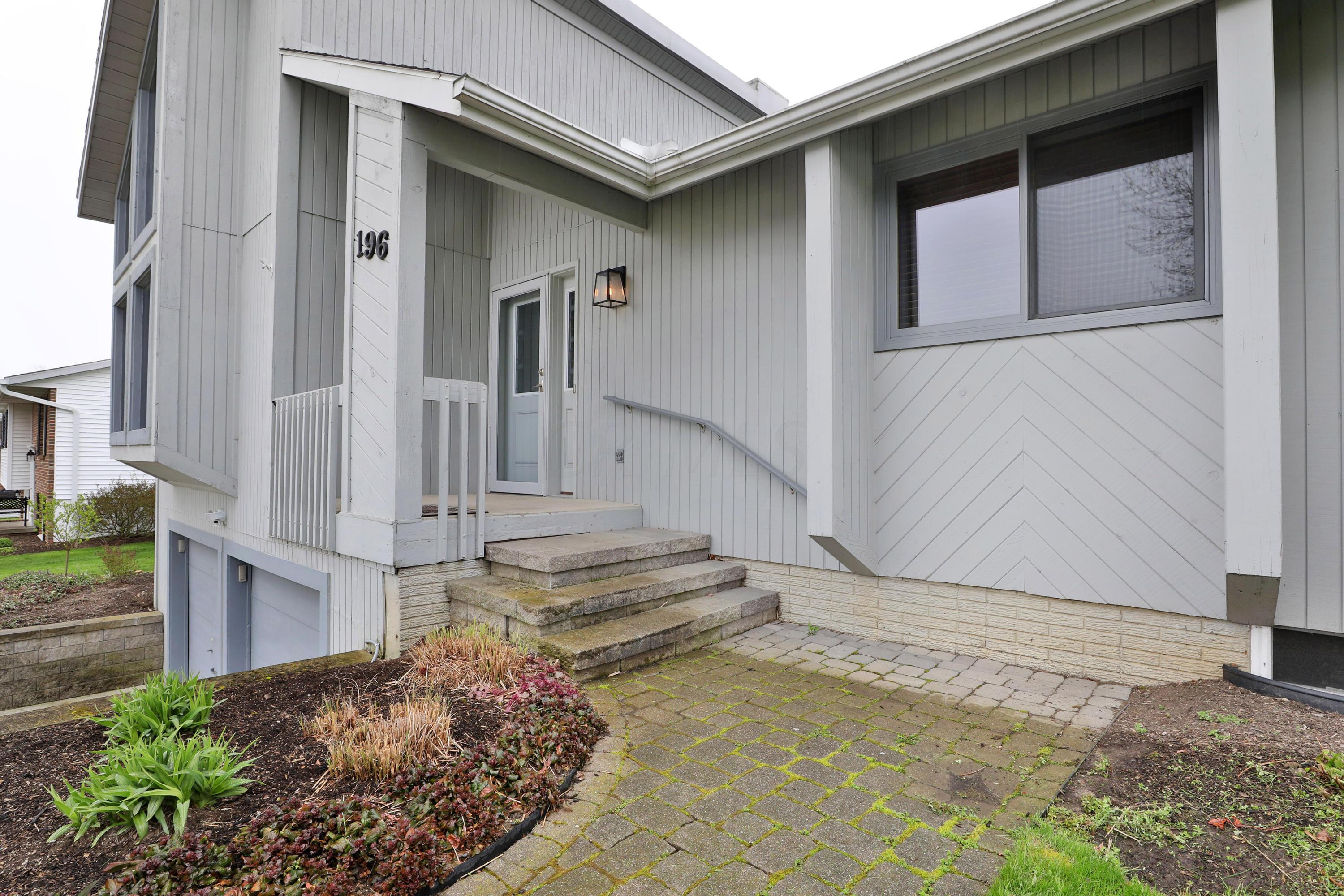 196 Curly Smart Circle Delaware, OH 43015 - Photo 4 of 41