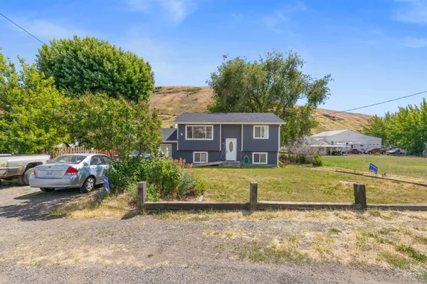 $275,000 | 2460 State Street, Pomeroy, WA 99347