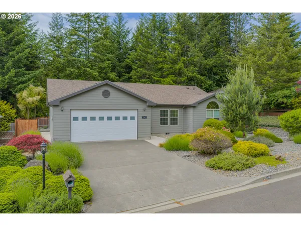 $476,000 | 2142 Lynne Drive, North Bend, OR 97459