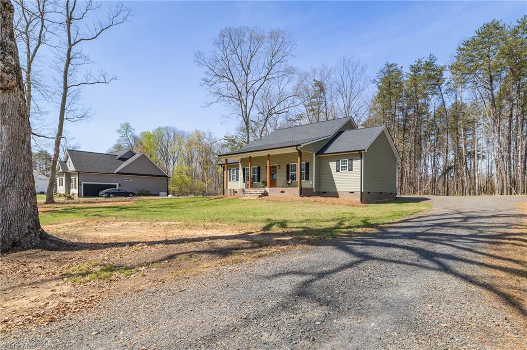 626 Bethany Road Reidsville, NC 27320 - Photo 4 of 42