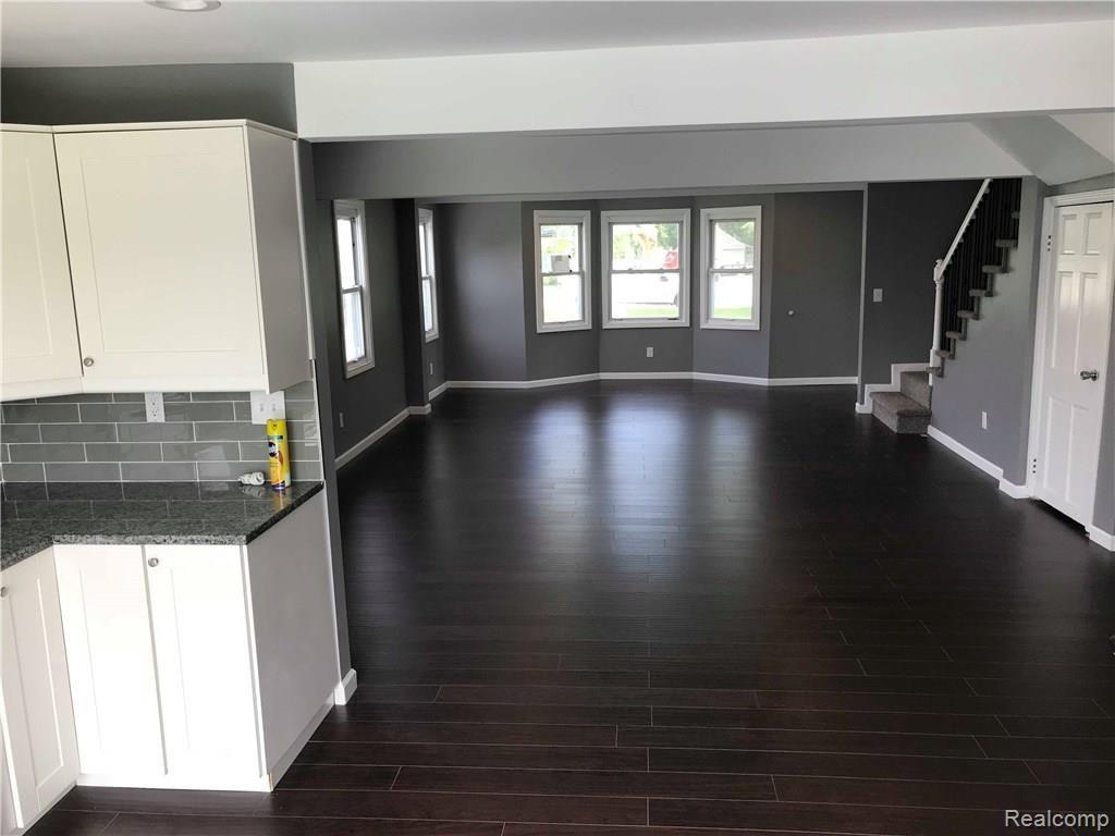 4208 Kendall Road Warren, MI 48091 - Photo 22 of 36 38246133_10156213837916253_8454551892775665664_n.jpg
