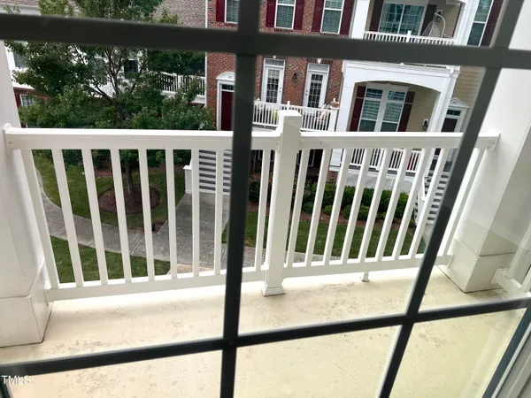 $560,000 | 10530 Sablewood Drive, Unit 113, Raleigh, NC 27617