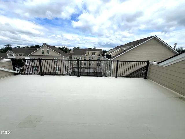 $575,000 | 10530 Sablewood Drive, Unit 113, Raleigh, NC 27617