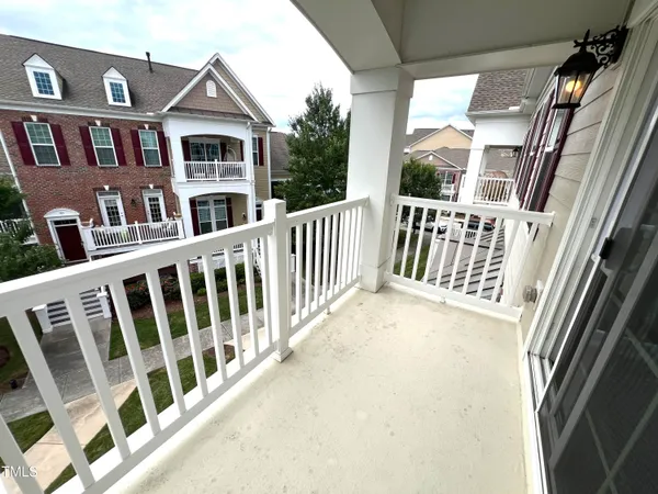 $560,000 | 10530 Sablewood Drive, Unit 113, Raleigh, NC 27617