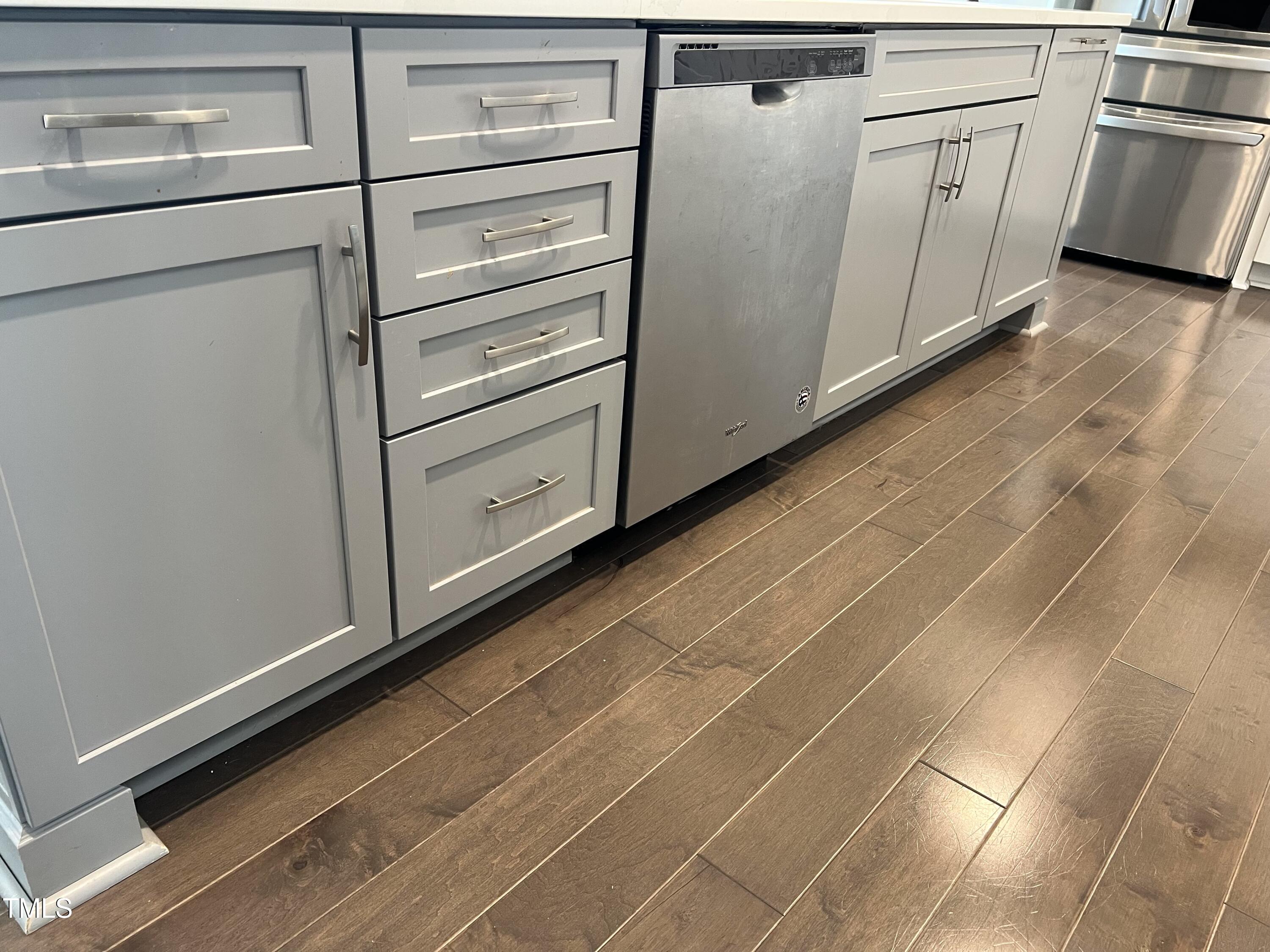 10530 Sablewood Drive, Unit 113 Raleigh, NC 27617 - Photo 7 of 61 IMG_9060