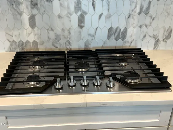 $560,000 | 10530 Sablewood Drive, Unit 113, Raleigh, NC 27617