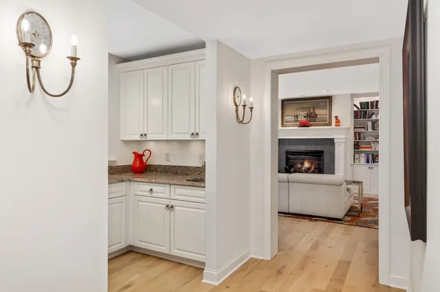 $3,195,000 | 16110 Crosby Cove, Minnetonka, MN 55391