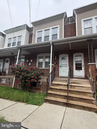 $250,000 | 227 Cedar Avenue, Oaklyn, NJ 08107
