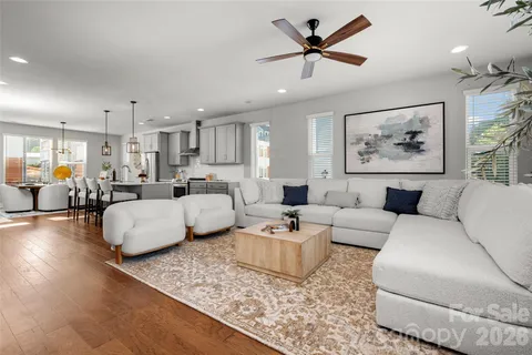 $699,500 | 2104 Bryant Park Drive, Charlotte, NC 28208