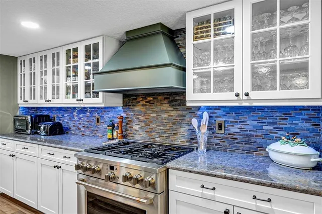 $1,200,000 | 38922 Ella Drive, Lady Lake, FL 32159