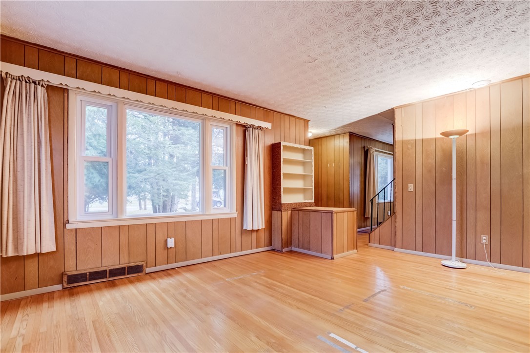 1223 Calkins Road Henrietta, NY 14623 - Photo 5 of 32