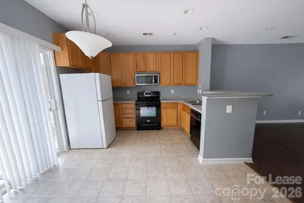 $2,000 | 15409 Tully House Court, Charlotte, NC 28277