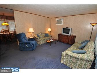 726 Beaumont Road Fairless Hills, PA 19030 - Photo 2 of 9 Living Room