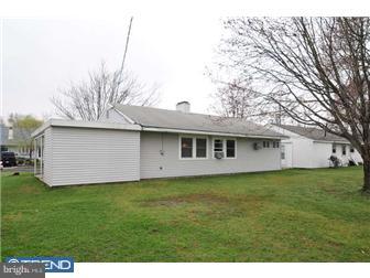 726 Beaumont Road Fairless Hills, PA 19030 - Photo 9 of 9 Exterior Back