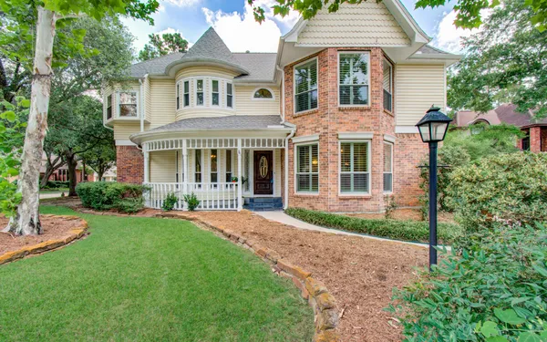 $750,000 | 3 Dunlin Meadow Court, The Woodlands, TX 77381