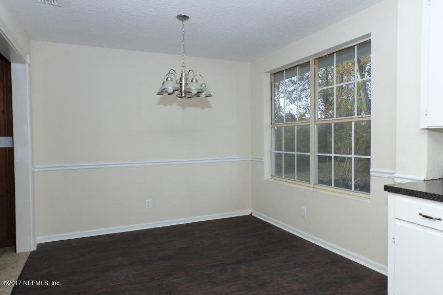 522 Cole Road Jacksonville, FL 32218 - Photo 4 of 16 010(9)