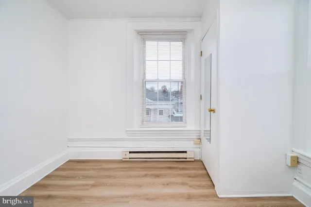 $1,250 | 302-4 West Main Street, Kutztown, PA 19530