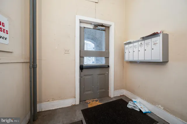 $1,250 | 302-4 West Main Street, Kutztown, PA 19530