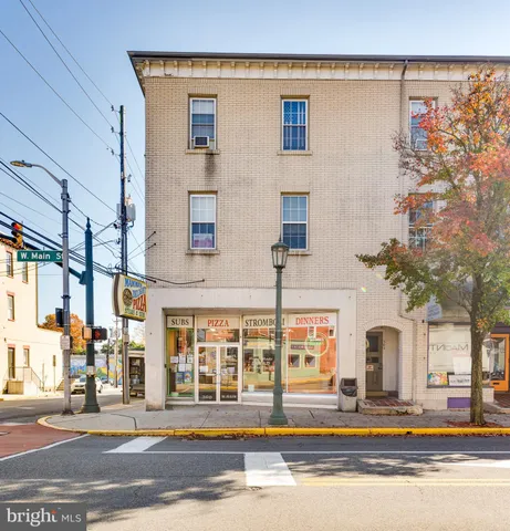 $1,250 | 302-4 West Main Street, Kutztown, PA 19530