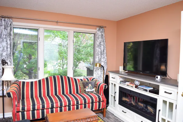 $374,900 | N21-w24202 Cumberland Drive, Unit 23I, Pewaukee, WI 53072