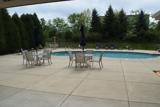 $374,900 | N21-w24202 Cumberland Drive, Unit 23I, Pewaukee, WI 53072
