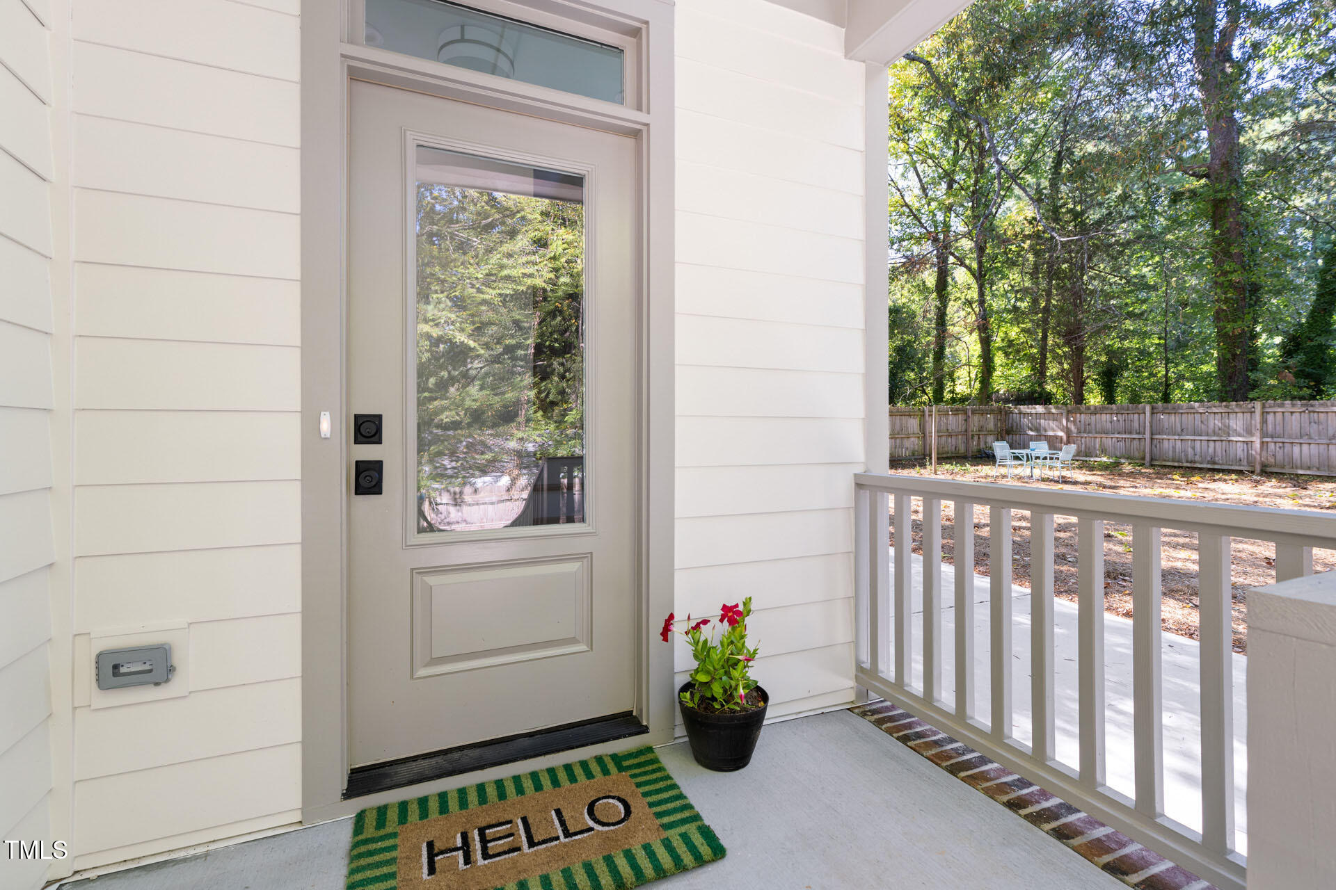 407 B Edward Street Durham, NC 27701 - Photo 2 of 39 a outdoor view with a garden