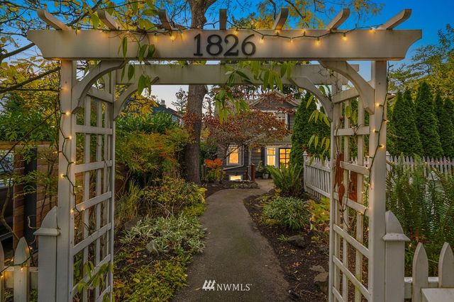 a view of a pathway of a building