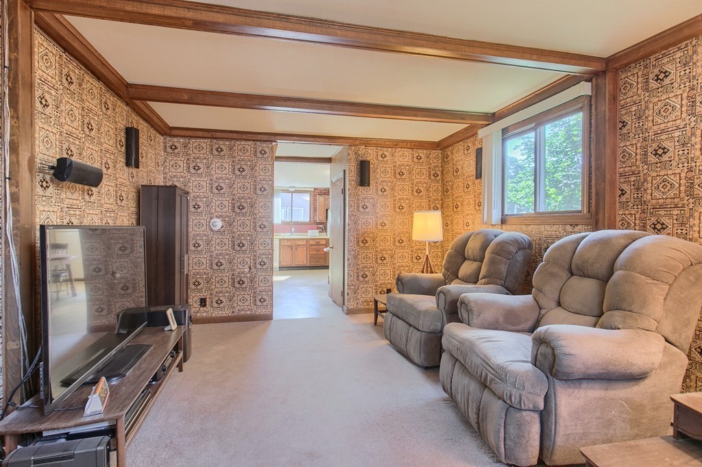 11 Coolidge Road Lynn, MA 01902 - Photo 17 of 30 Gallery Image 17