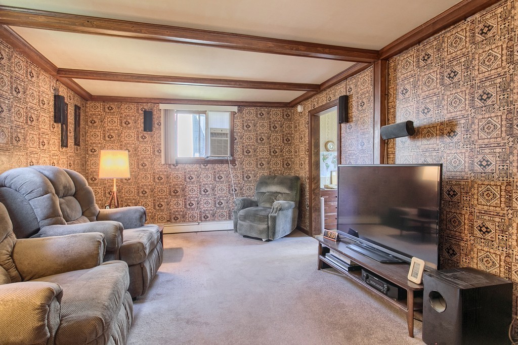11 Coolidge Road Lynn, MA 01902 - Photo 18 of 30 Gallery Image 18