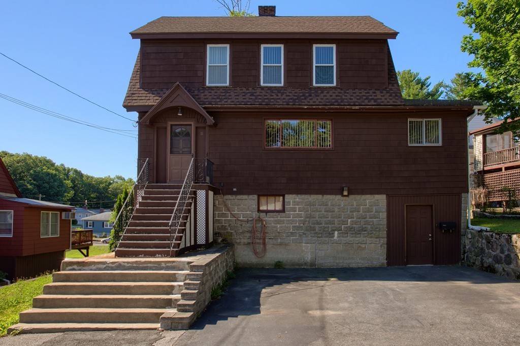 11 Coolidge Road Lynn, MA 01902 - Photo 3 of 30 Gallery Image 3