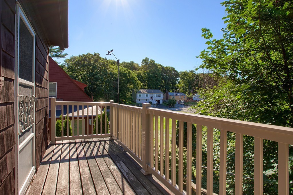 11 Coolidge Road Lynn, MA 01902 - Photo 6 of 30 Gallery Image 6