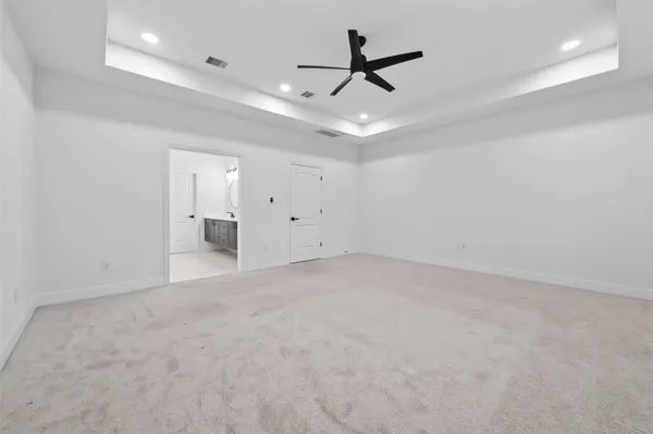 $2,300 | 6626 Highrock Road, Houston, TX 77092