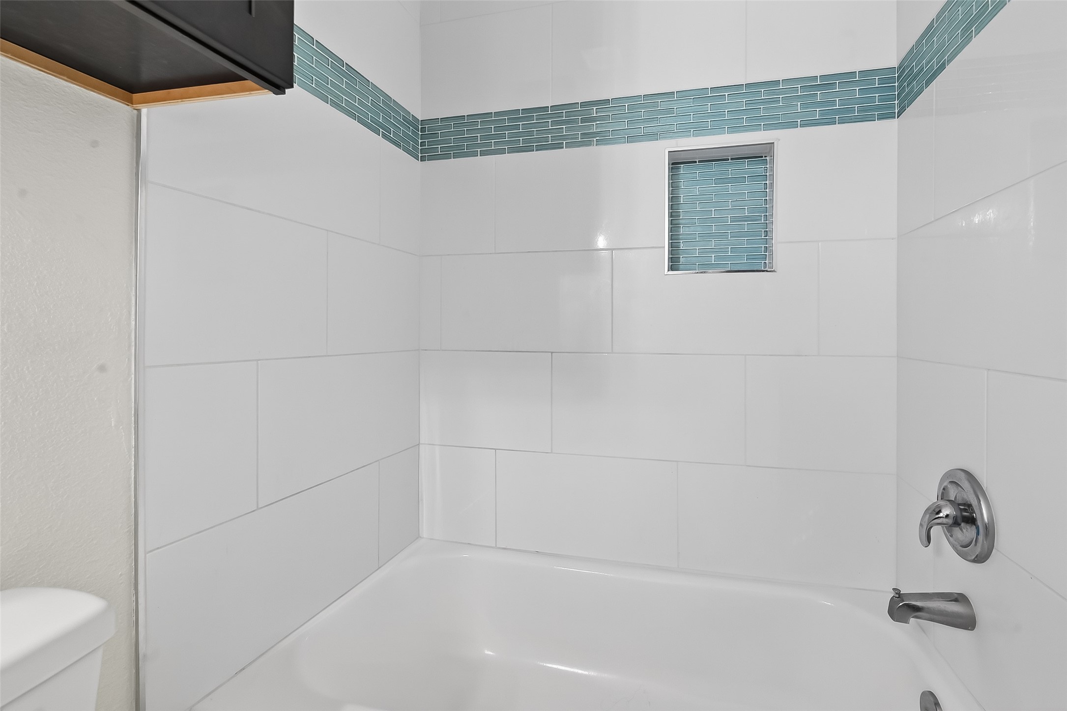 6626 Highrock Road Houston, TX 77092 - Photo 25 of 31