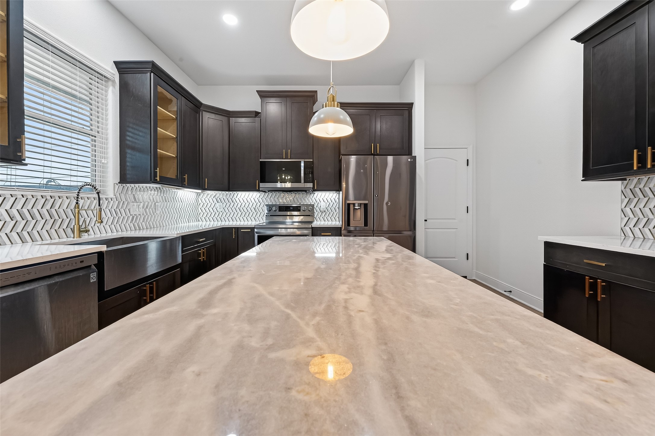 6626 Highrock Road Houston, TX 77092 - Photo 5 of 31