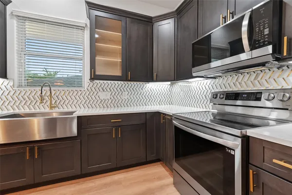 $2,300 | 6626 Highrock Road, Houston, TX 77092