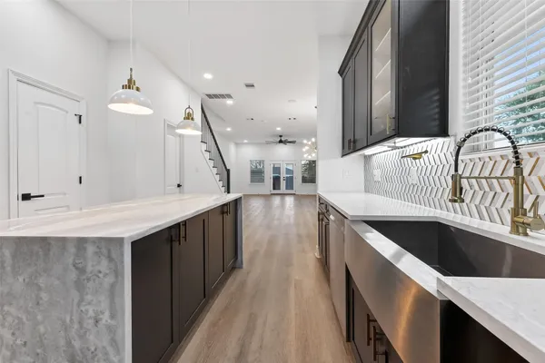 $2,300 | 6626 Highrock Road, Houston, TX 77092