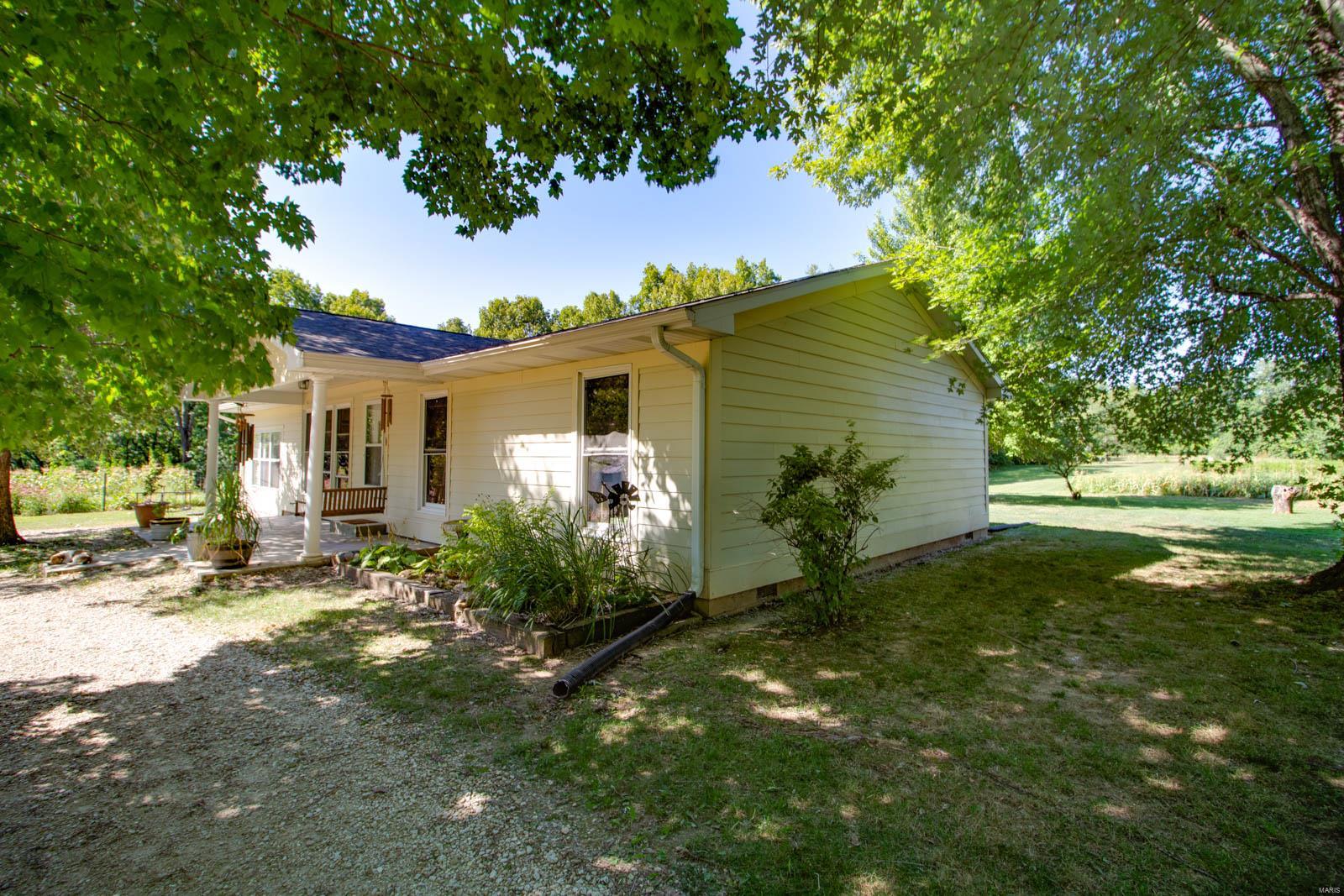 16672 Liberty Ridge Road Grafton, IL 62037 - Photo 2 of 56