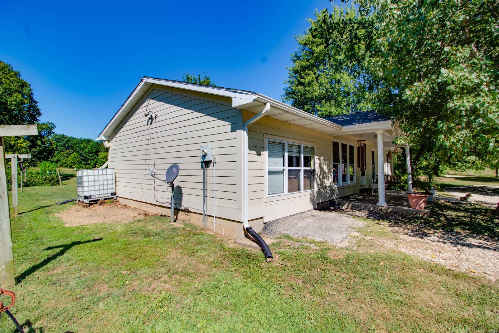 16672 Liberty Ridge Road Grafton, IL 62037 - Photo 3 of 56