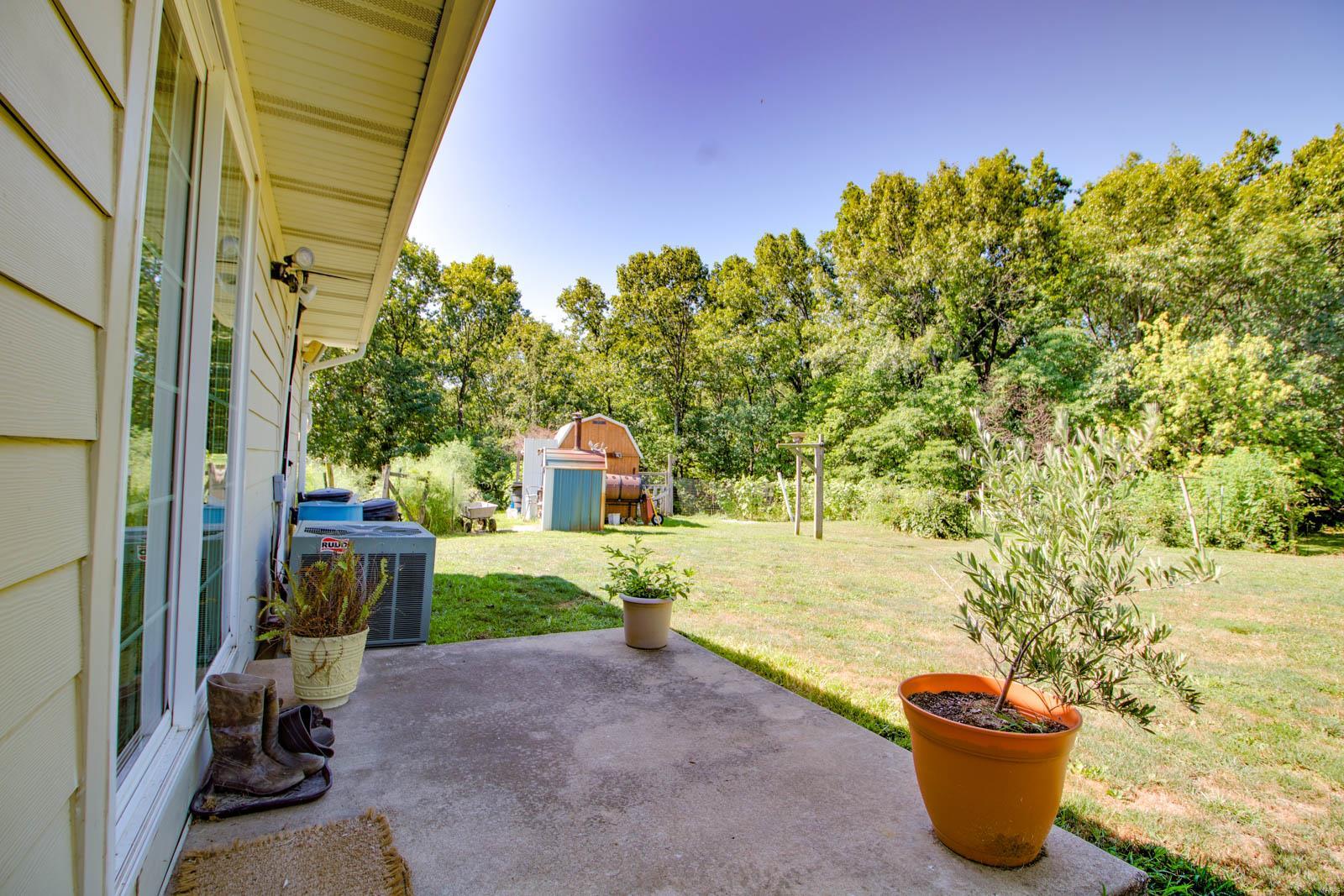 16672 Liberty Ridge Road Grafton, IL 62037 - Photo 8 of 56