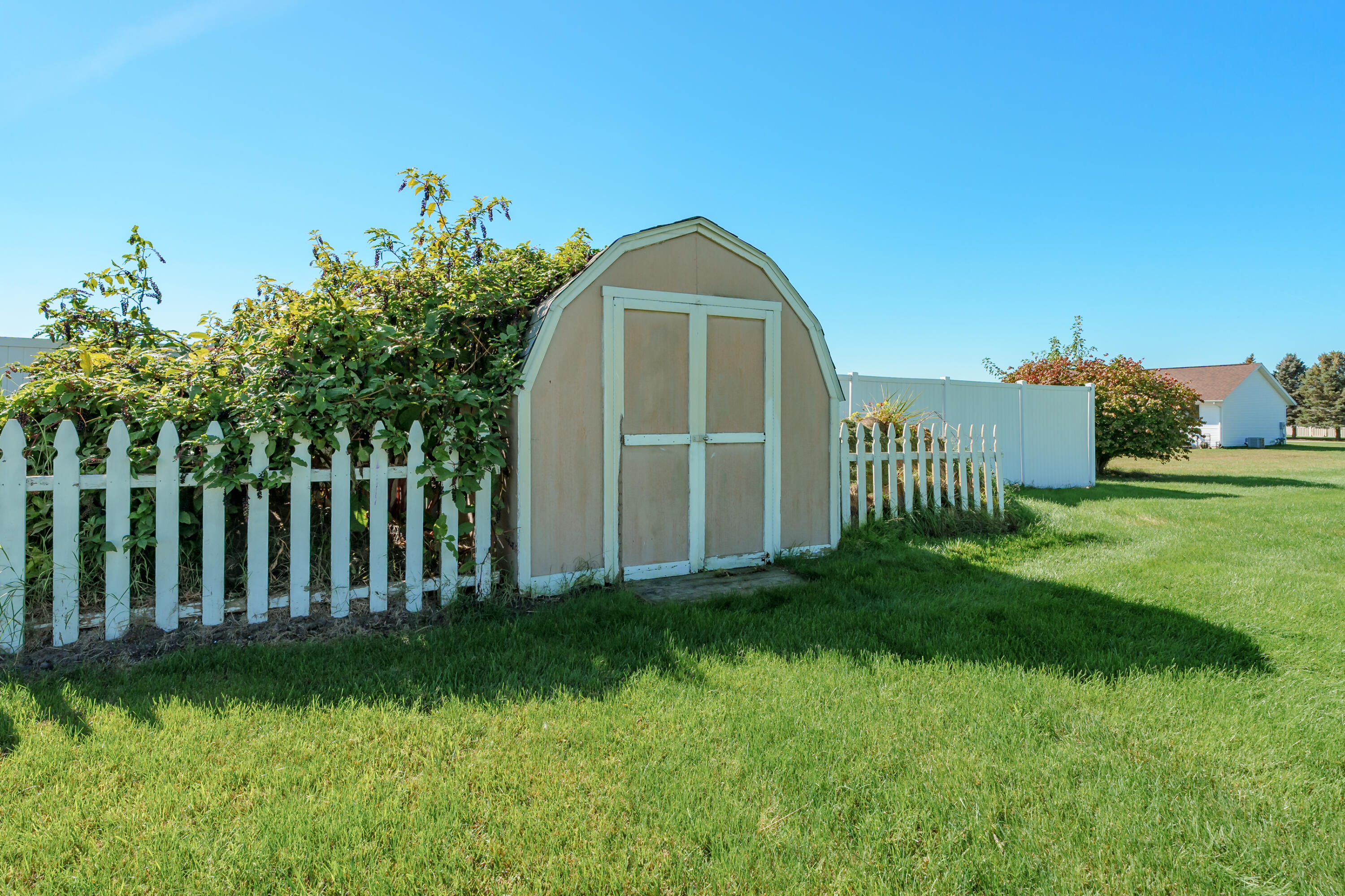 53085 Ridgeview Circle Paw Paw, MI 49079 - Photo 49 of 70 Ridgeview_Circle_53085_PawPaw_49079-35