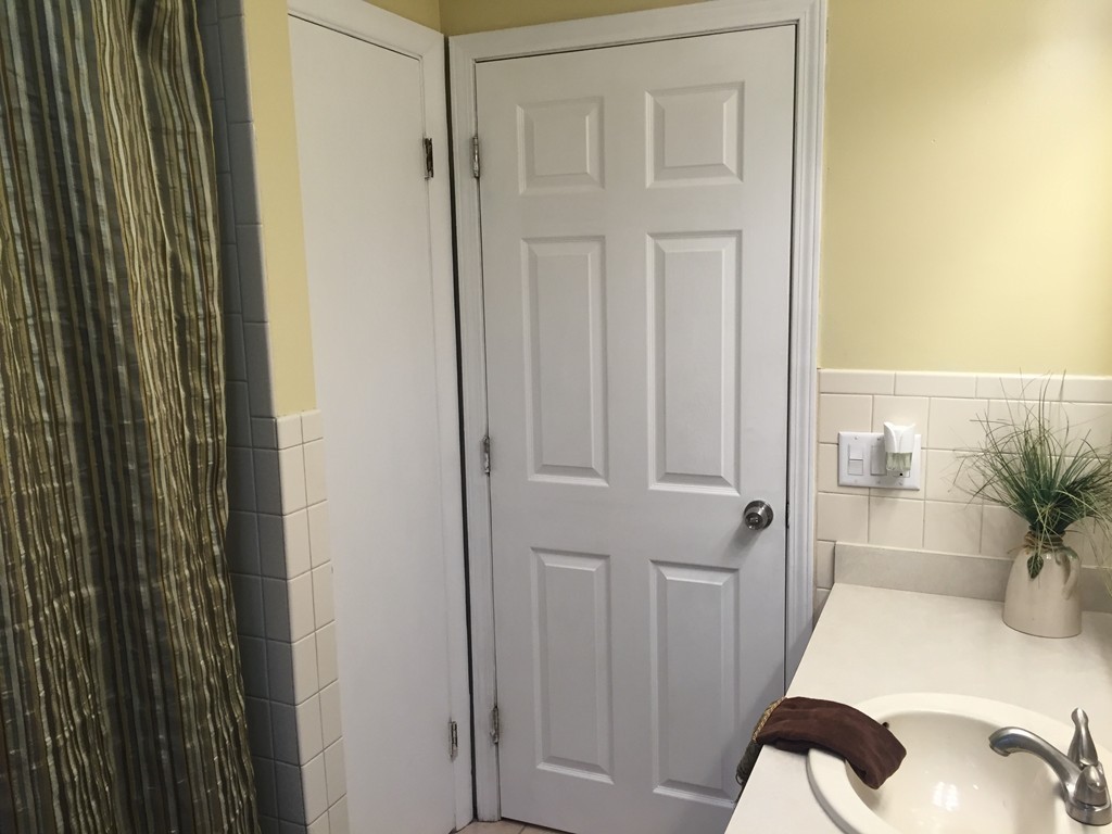 22 Crestwood Road Leicester, MA 01524 - Photo 19 of 27 Gallery Image 19